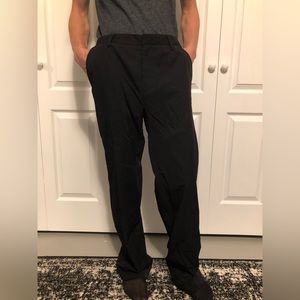 RW&CO Men’s Black Dress Pants - 32